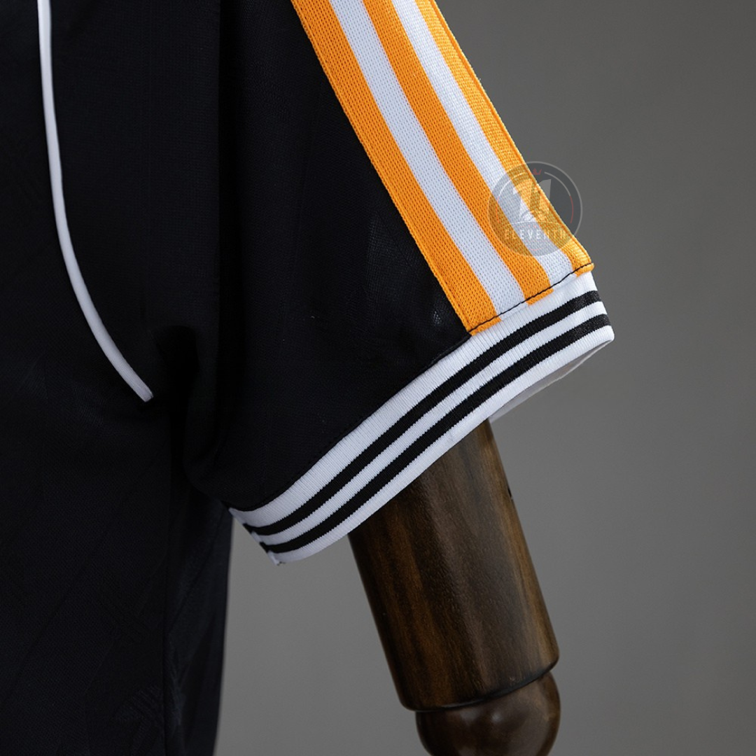 Camiseta Madrid Retro - Negra - foto 4