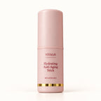 Multi Balm Vitalis cerrado, con envase rosa y detalle dorado sobre fondo marfil